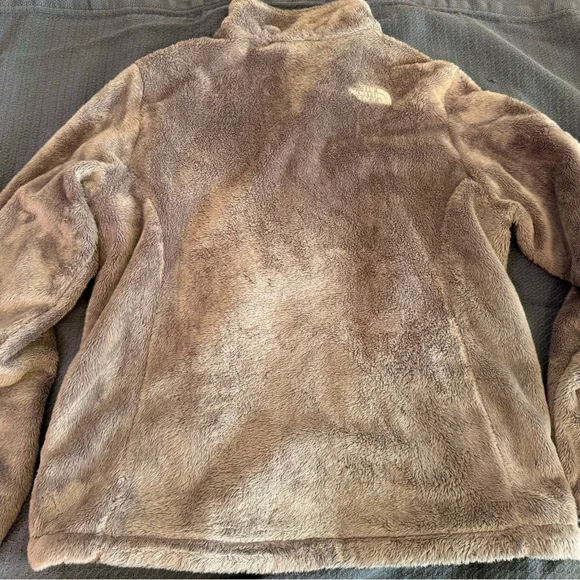 The North Face Women's Light Gray Osito Jacket - Picture 5 of 6